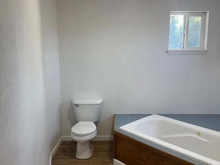 281 Arnwood St — Photo 13