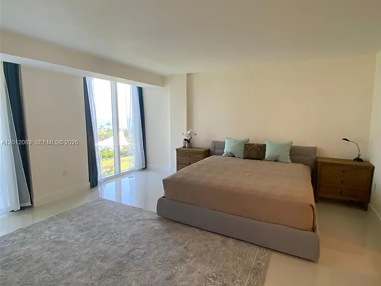 10275 Collins Ave #602 — Photo 18