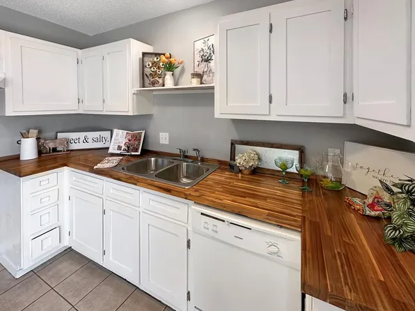 1038 Todd Ln, San Angelo, TX 76903