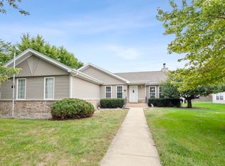 1582 Sun Ridge Dr, Bourbonnais, IL 60914