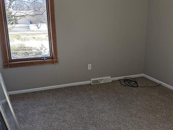 5th image of 1099 Genella St