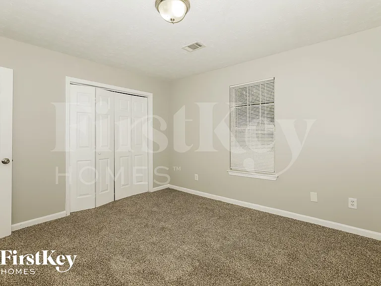 11035 Shannon Cir — Photo 15