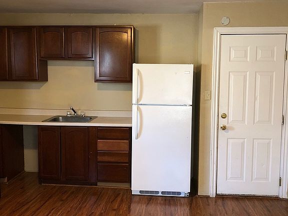2nd image of 1540 S State St APT 12