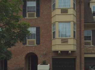 206-14 Emily Rd #42M, Bayside, NY 11360