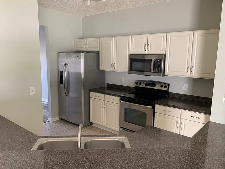 47 Heartstone Cir — Photo 8