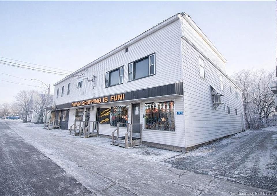 1st image of 125 Main St #123