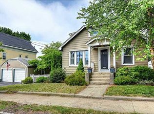 298 Sharon St, Providence, RI 02908