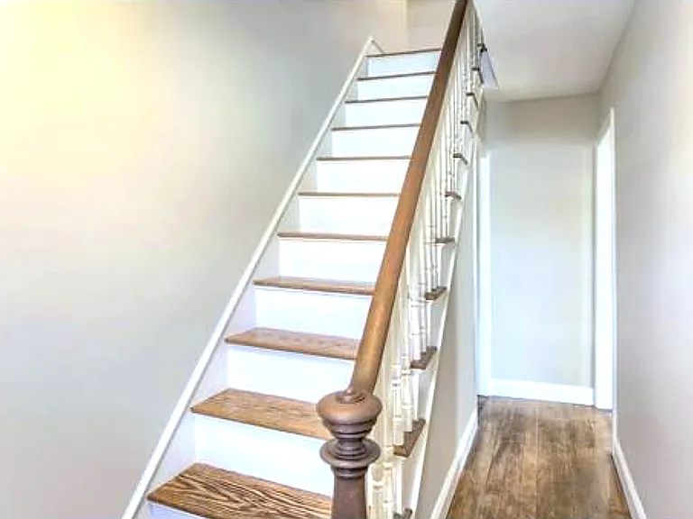 68 Williams Ave — Photo 7