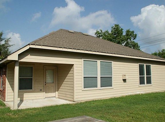 4th image of 15006 Glenwater Ct