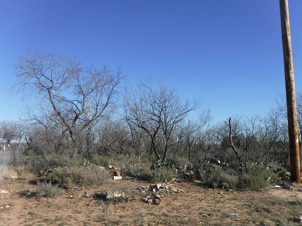 1st image of 0 Dallas St #10-11