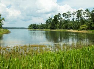 1422 Rock Point Cv, Tignall, GA 30668