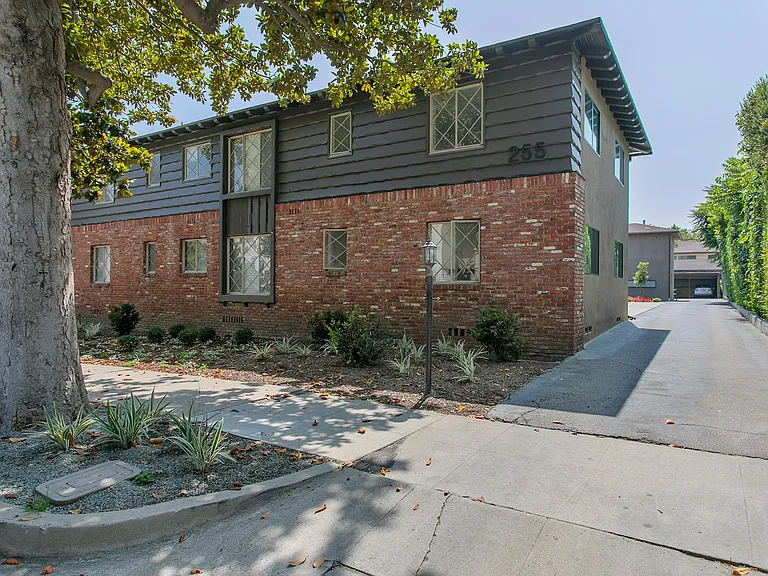 255 S Madison Ave — Photo 1