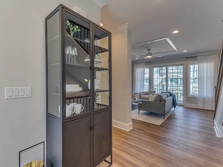 Eldridge Townhomes — Photo 10