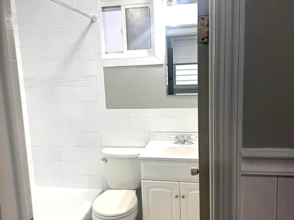 103 Kennedy Boulevard image 6 of 11