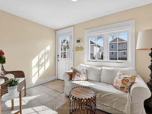 5th image of 75 Cambridge Rd E