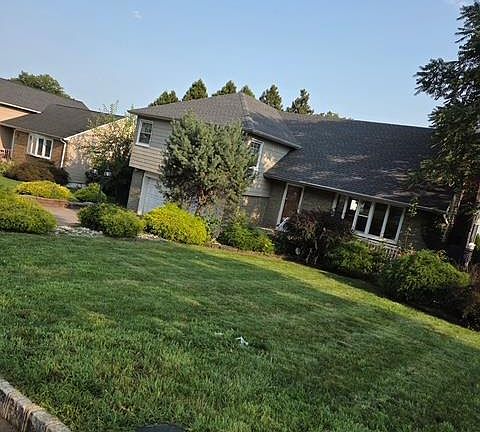 2nd image of 713 Roessner Dr