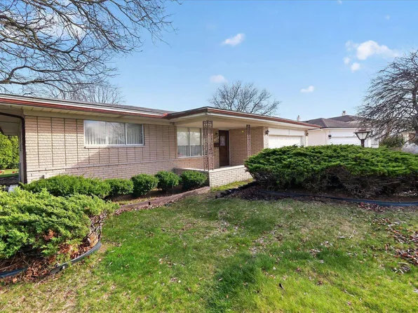 13396 Moray Ct, Sterling Heights, MI 48312