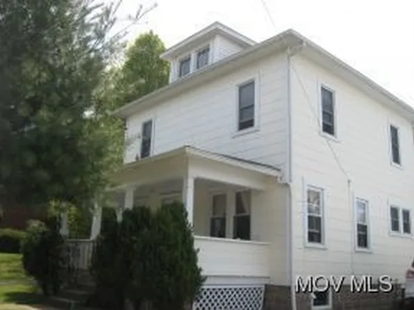 1702 36th St, Parkersburg, WV 26104