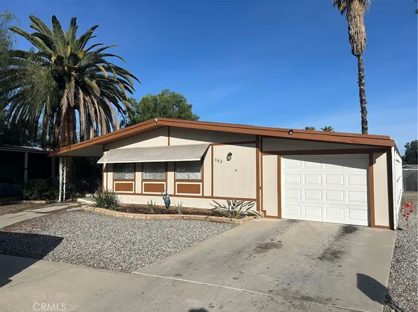 680 Camino Real Cir, Hemet, CA 92543