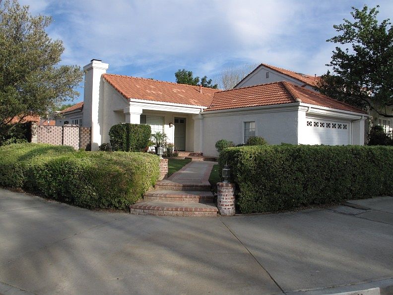 1st image of 25892 Milano Ln