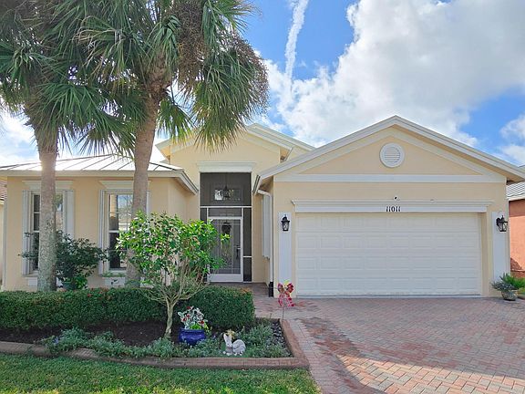 3rd image of 11011 SW Dunhill Court