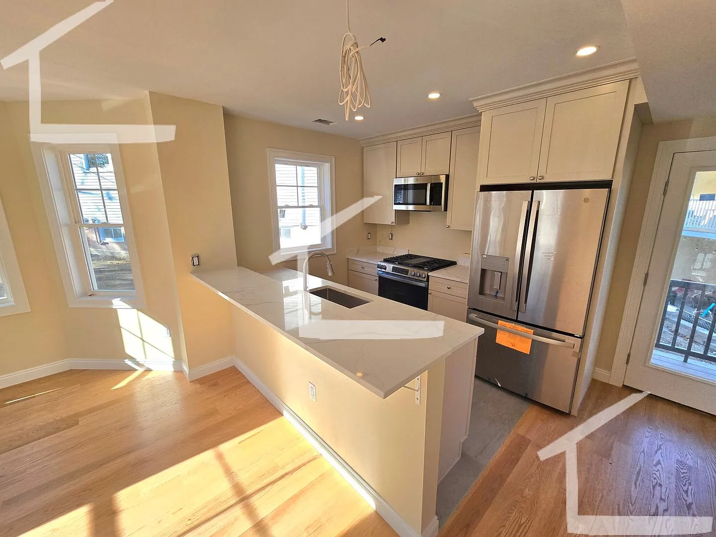 3B Glenley Terrace #R Boston MA 02135 — Photo 2