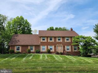 1926 Applewood Dr, Hagerstown, MD 21740