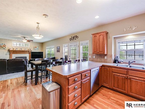 4th image of 6401 Parducci Dr