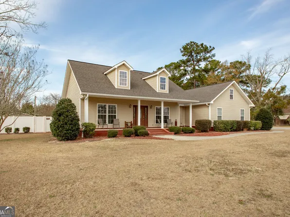 2501 Bland Rd, Waycross, GA 31501