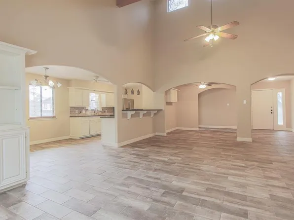 25002 Baywick Dr, Spring, TX 77389