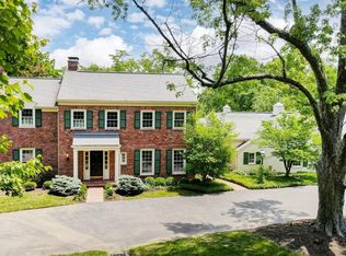 5400 Waring Dr, Cincinnati, OH 45243