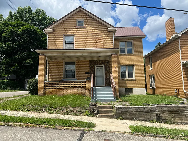 220 Locust Ave — Photo 18