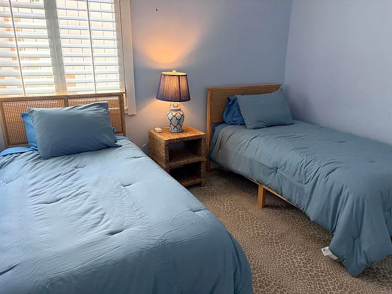 4620 Narragansett Ave — Photo 30
