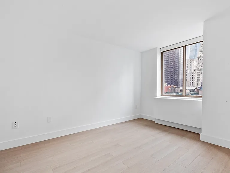 10 E 29th St #18C — Photo 5