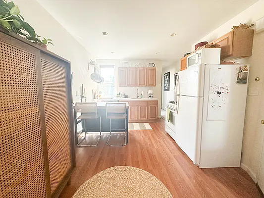 Rented by Ulas Real Estates Inc | media 5