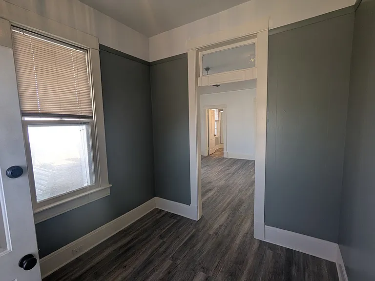 Entrance foyer to 209-A