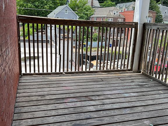 5th image of 418 Jersey St Floor 2