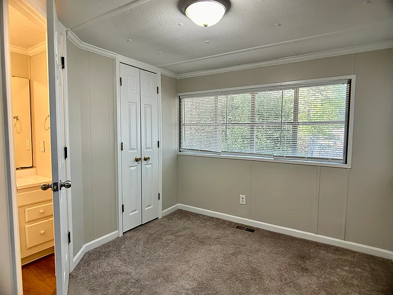 2145 Winston Rd — Photo 13