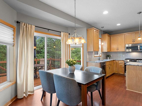 3rd image of 3124 128th Ave NE