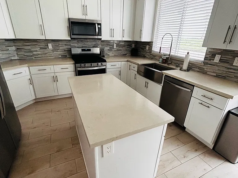 29896 Pinehurst Dr — Photo 9