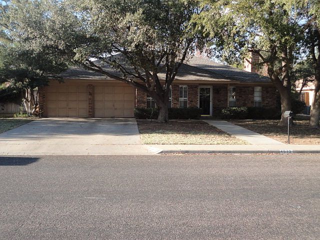 1st image of 4613 Valleybrook Ln