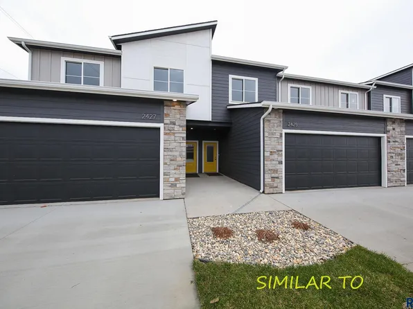 2423 E Caolinn Pl, Brandon, SD 57005