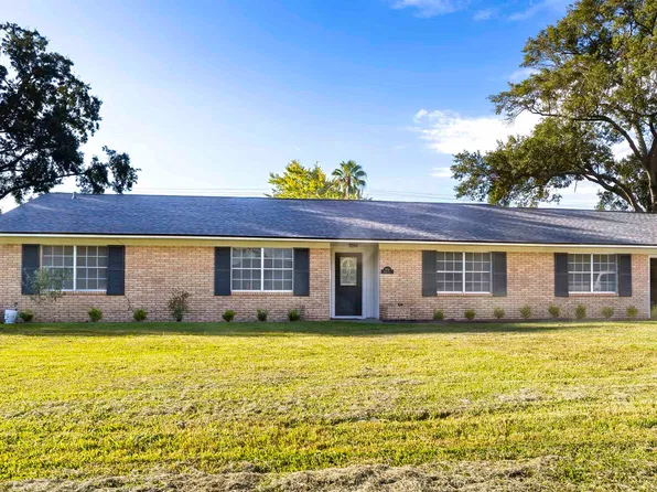 4715 Regina Ln, Beaumont, TX 77706