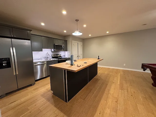 411 Patrick Henry Dr — Photo 25