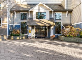 13897 Fraser Hwy #205, Surrey, BC V3T 0G8