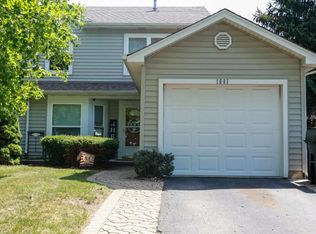 1881 Appaloosa Dr, Naperville, IL 60565