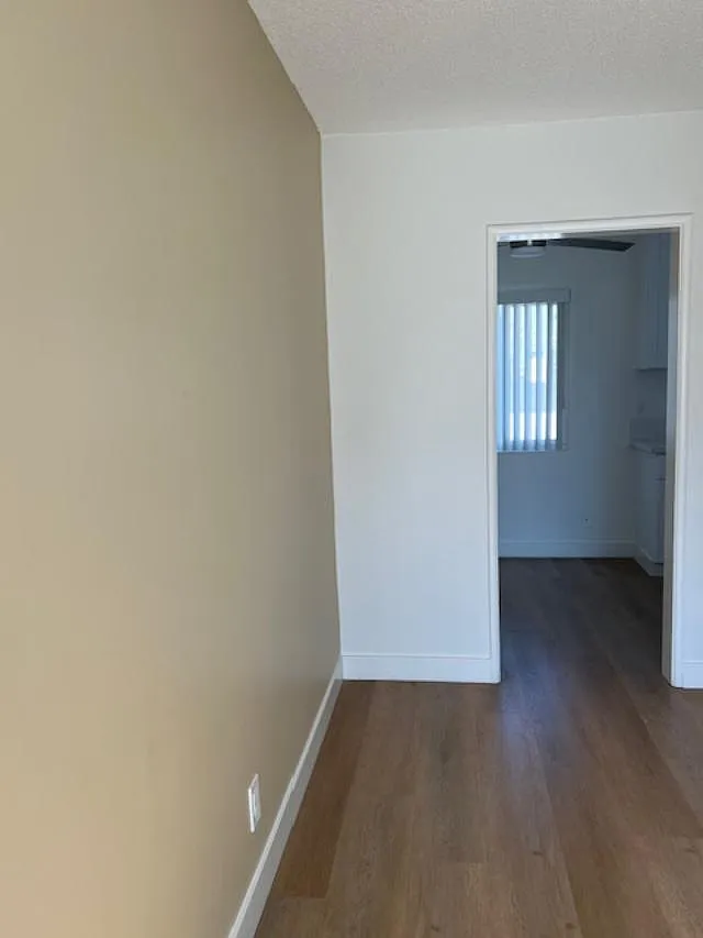 Building Photo - 2509 W 182nd St #6