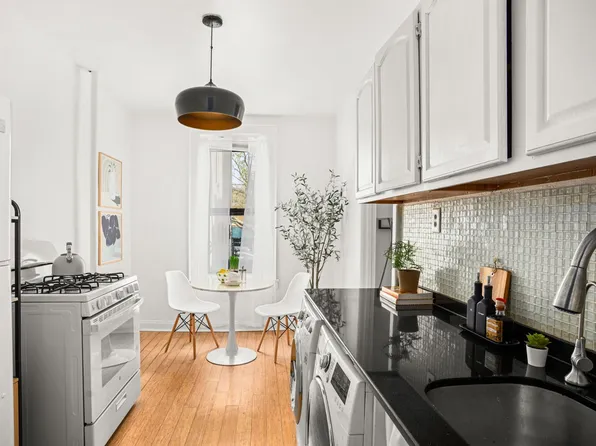 465 Eastern Parkway image 1 of 12