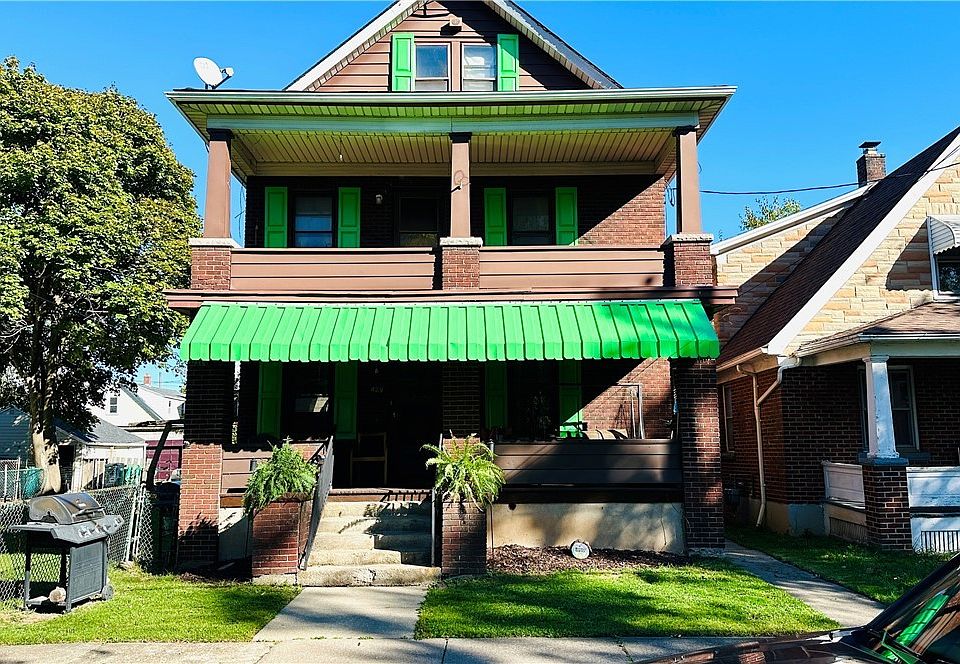 1st image of 429 18th St