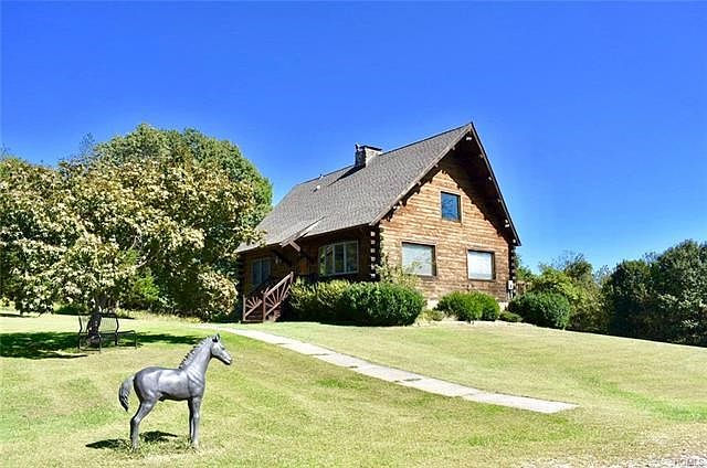 Welcome to 310 Cushman Rd